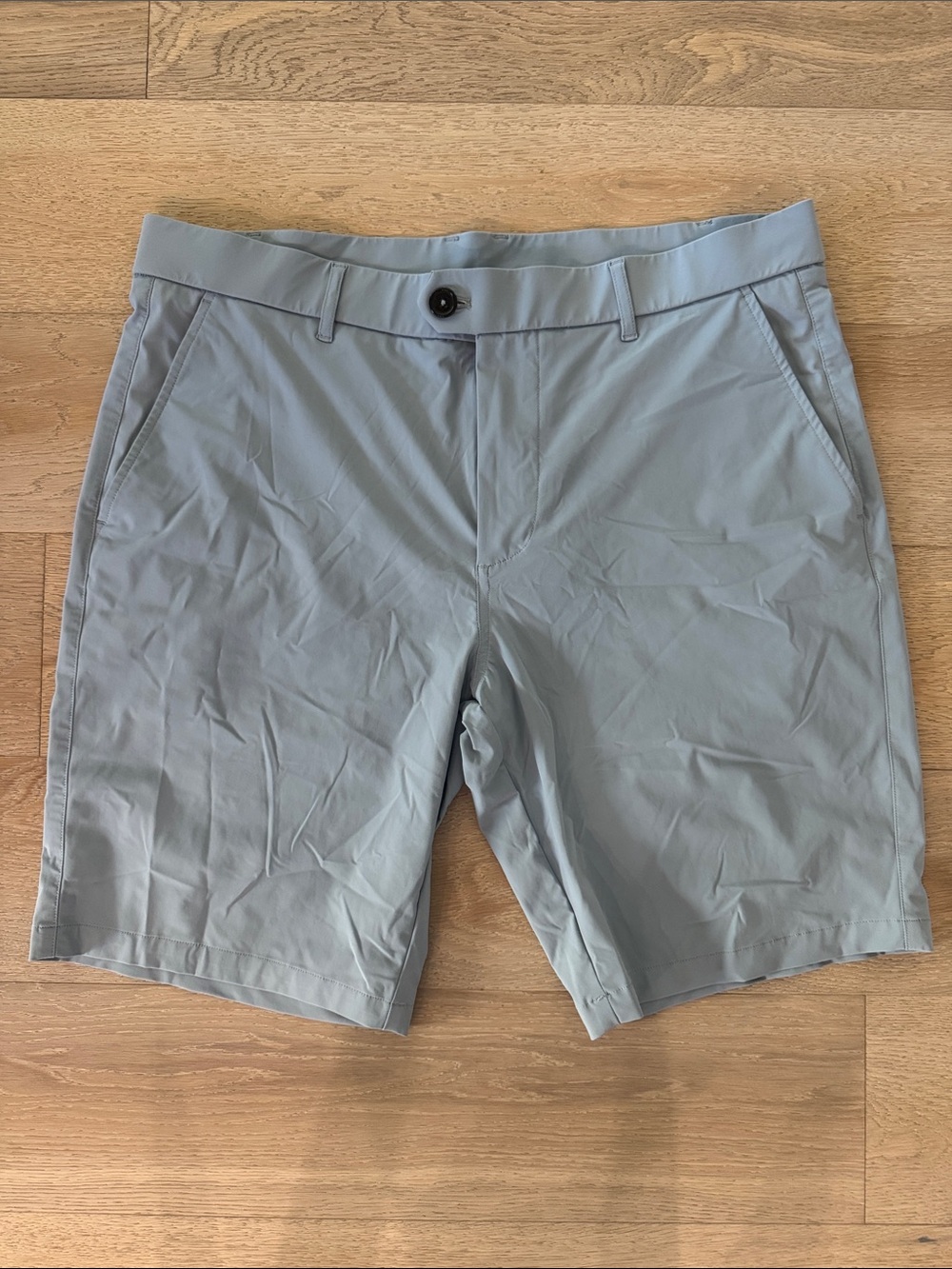 Greyson Light Gray Performance Flat-Front Shorts